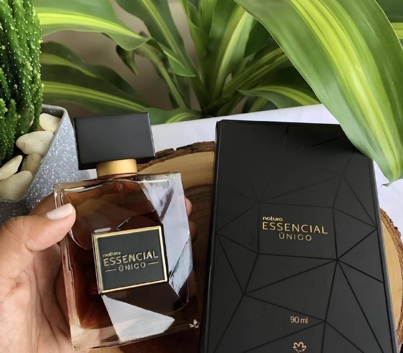 METADE DO PREÇO NO PERFUME QUE TODO MUNDO ELOGIA