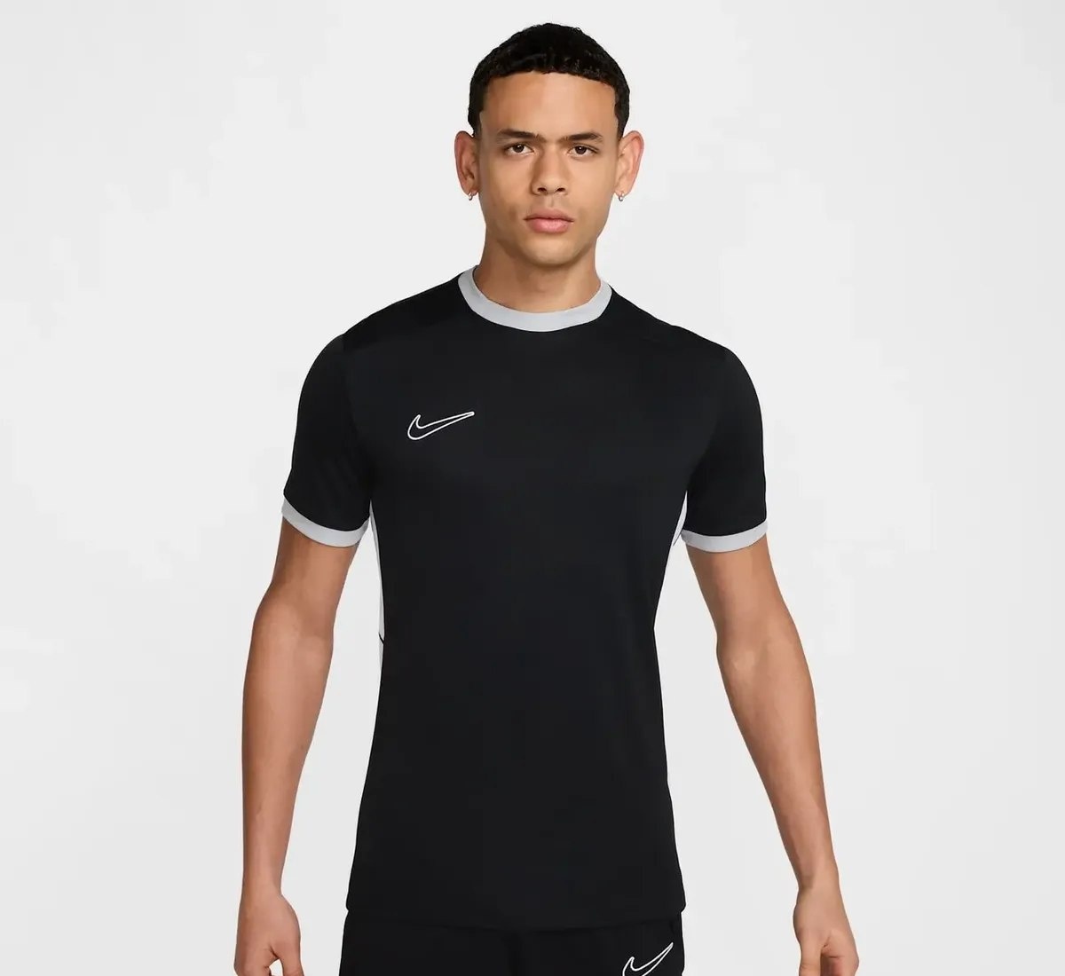 PRA TREINAR COM A BRABA DA NIKE