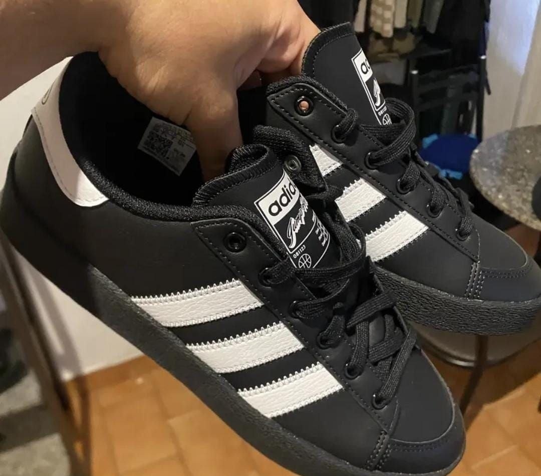 ESSE ADIDA TA POTENTE NO PIX