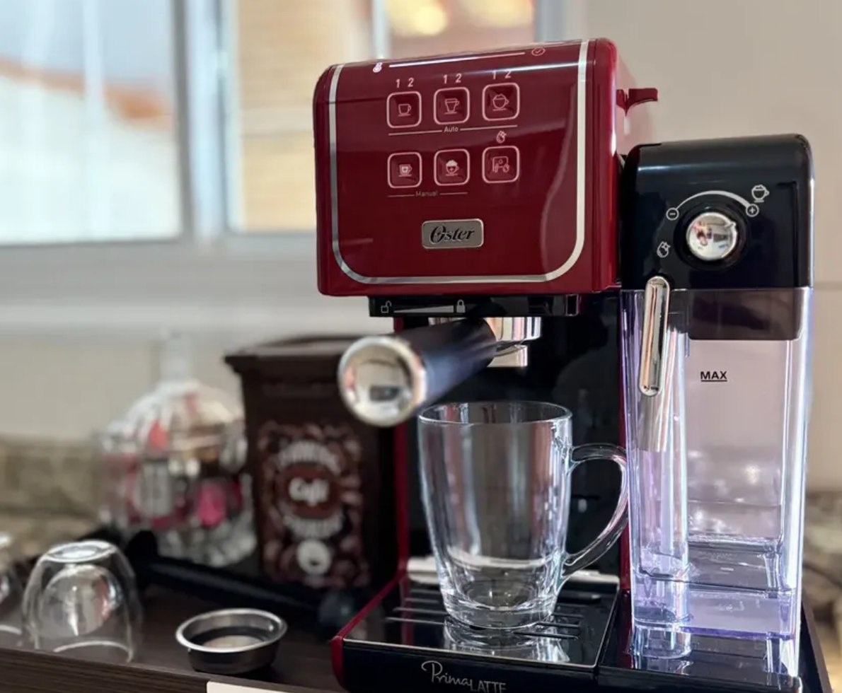 CAFÉZIN SUPERFATURADO EM CASA
