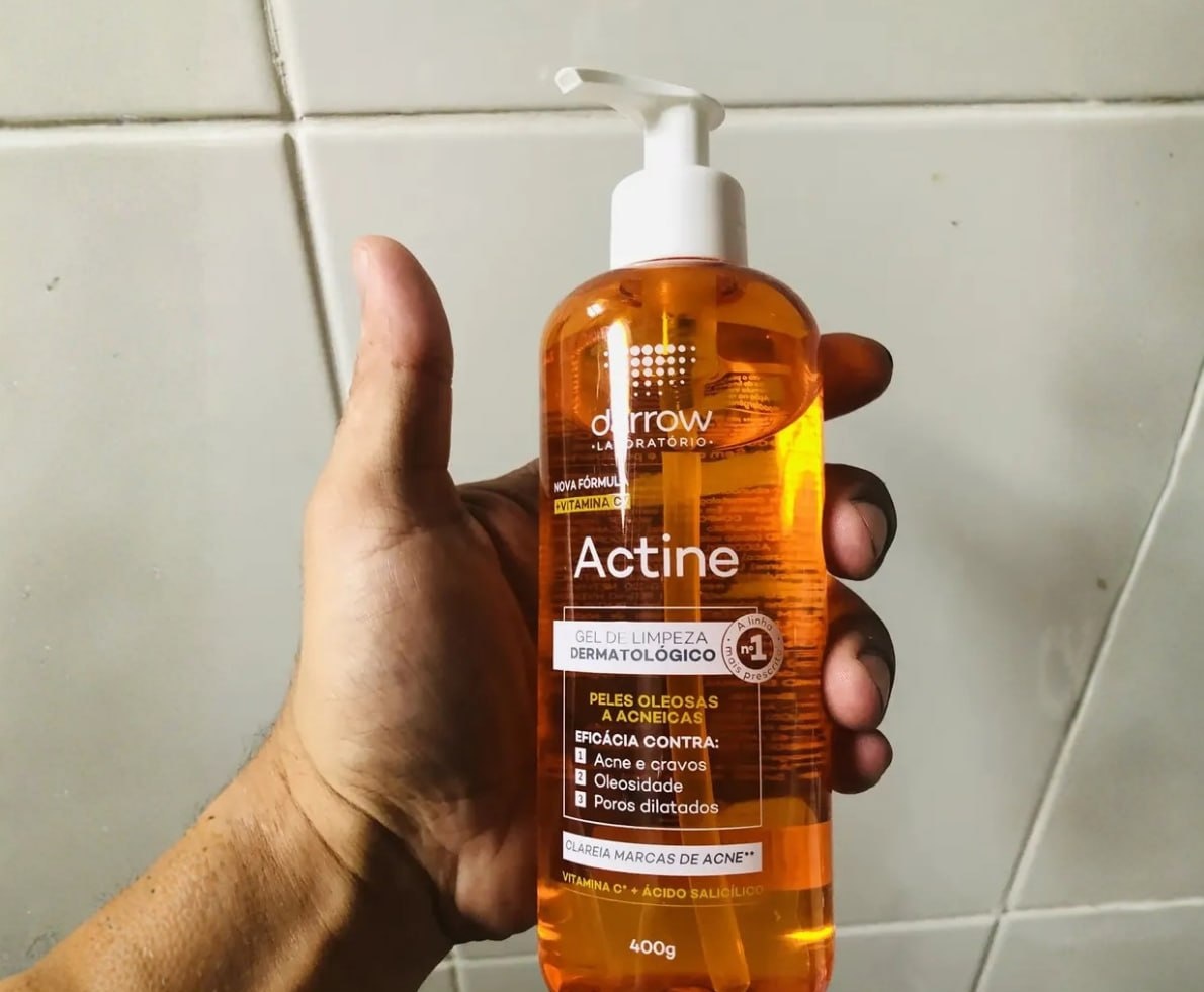 PRA QUEM SOFRE COM ACNE
