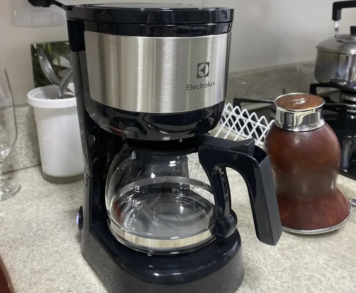 DELÍCIA UM CAFÉZINHO DE MANHÃ