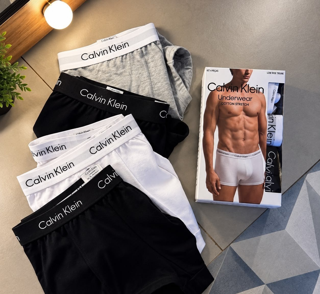 CUECA DA CALVIN SAINDO A 38 CADA