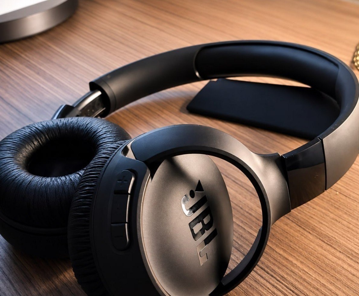 ESSE OUVIDO MERECE JBL
