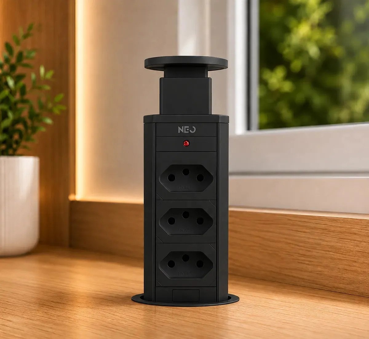 Torre de Tomada Embutir Neo Avant Preta 3 Tomadas Flex 10A 20A Bivolt