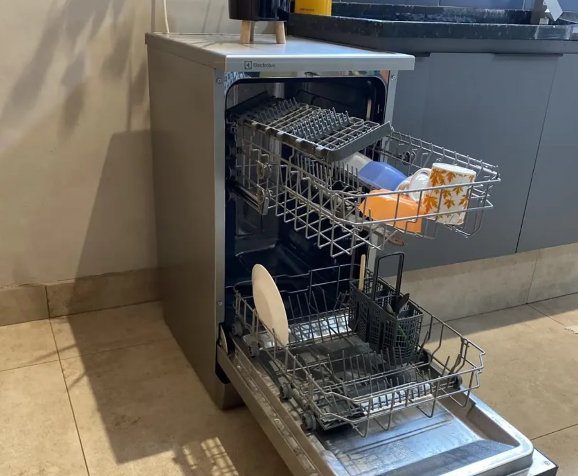 Lava-Louças Electrolux 10 Serviços Inox Lava e Seca 50 - 127V
