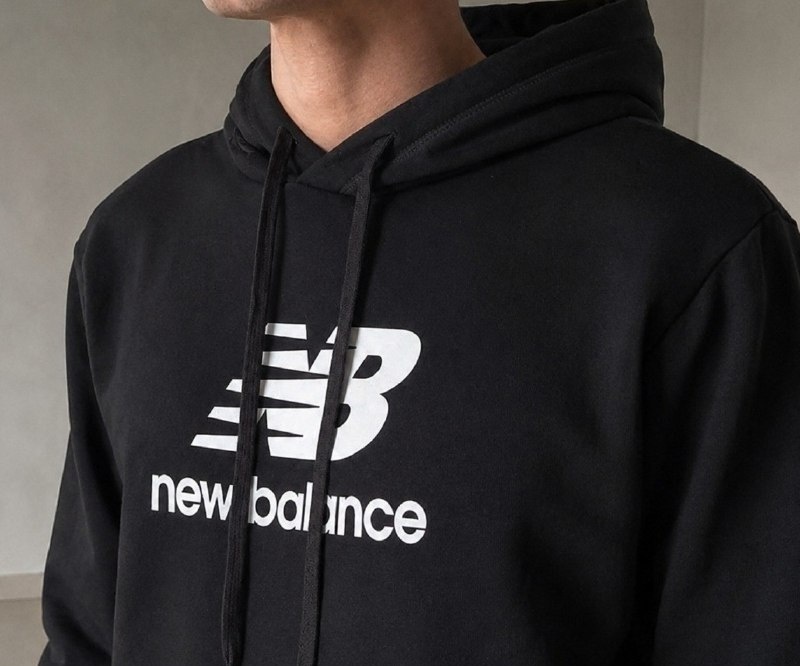 Casaco New Balance Essentials Basic
