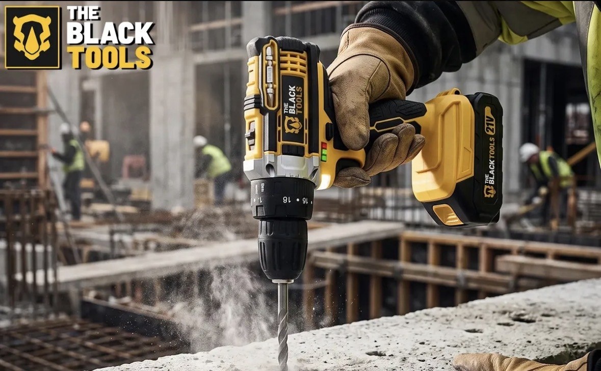 Parafusadeira Furadeira De Impacto The Black Tools Profissional TB-21PX 2 Baterias Com Maleta 60Hz Amarelo