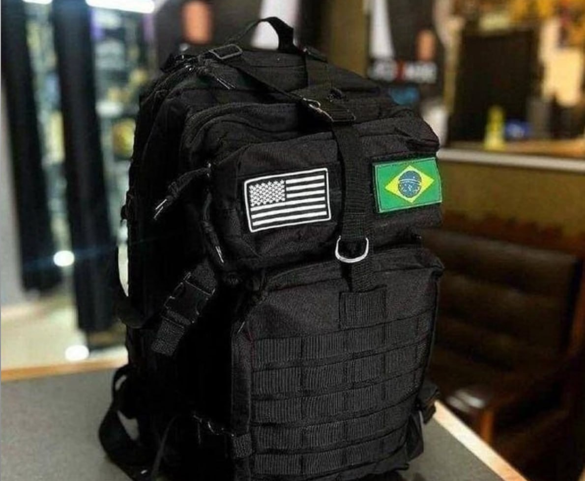 Mochila Tática Impermeável Reforçada 50L