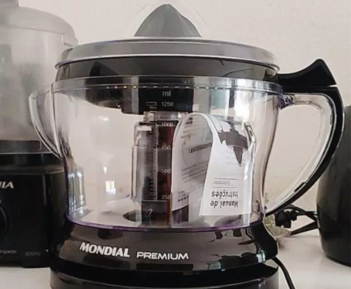 Espremedor de Frutas Premium E02 30W Mondial