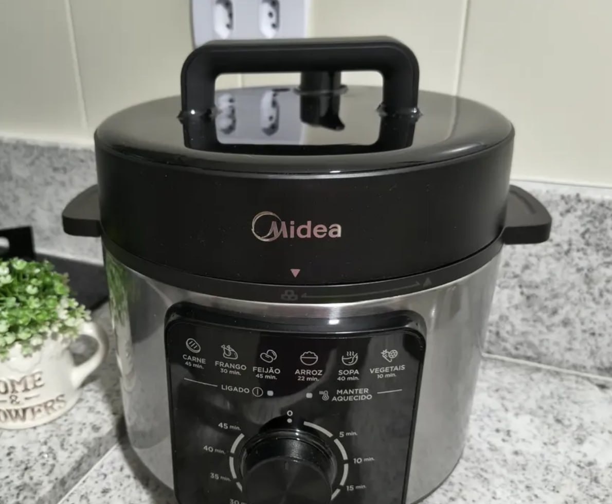 Panela de Pressão Mecânica Preta e Inox 4L Midea 220V