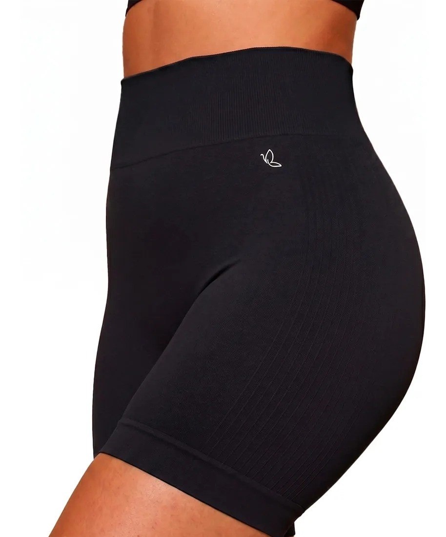 Short Benévola Poliamida Sem Costura Bermuda