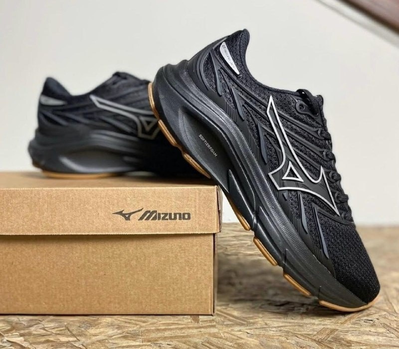 Tênis Mizuno Jet 8