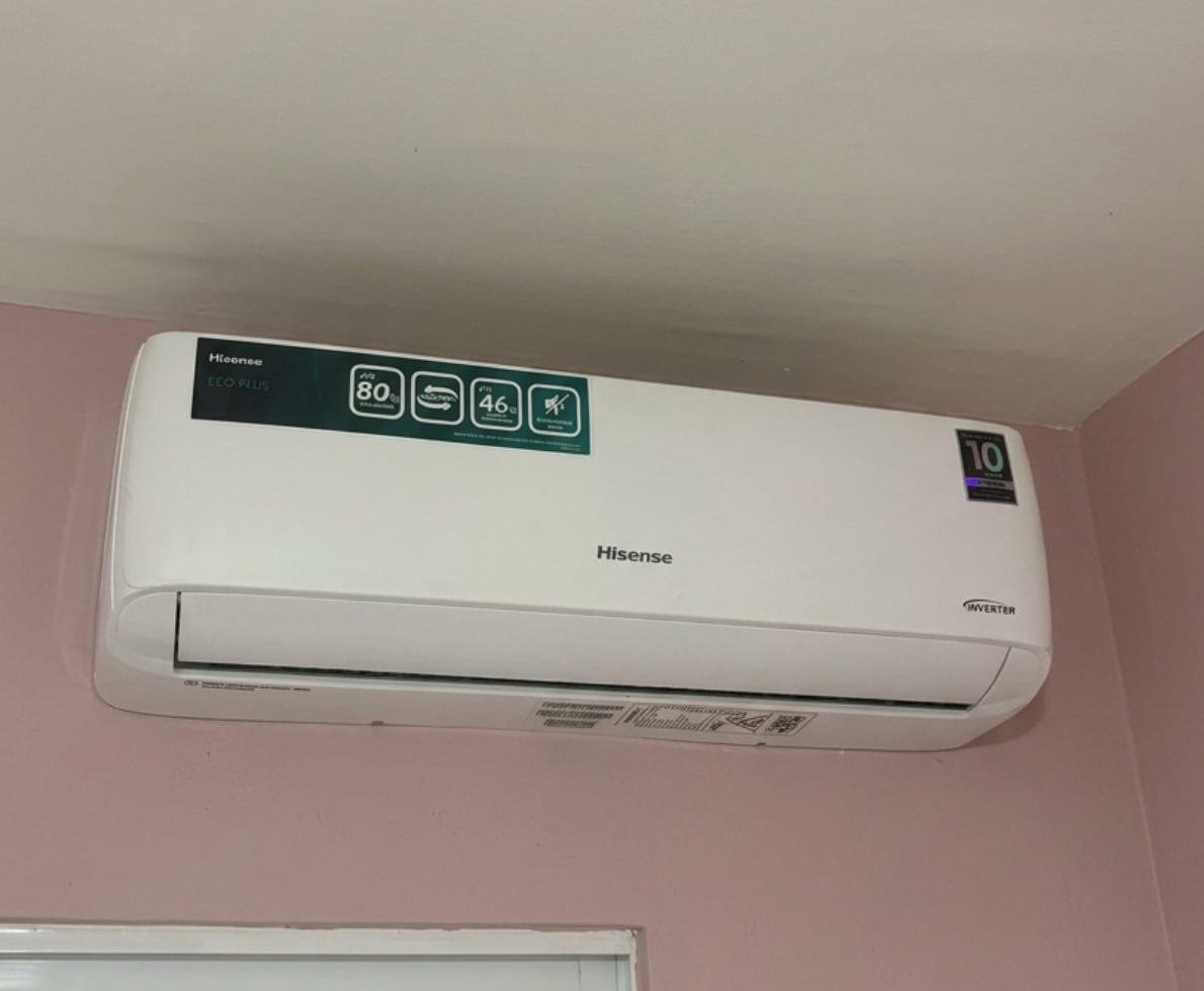 Ar Condicionado Split Hi Wall Inverter Hisense Eco Plus 12.000 BTUs Frio 220v