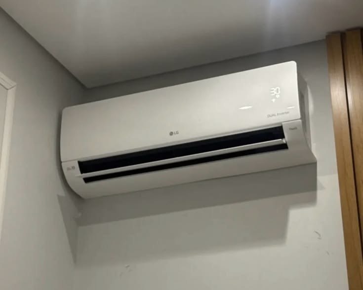 Ar-Condicionado LG Dual Inverter AI Voice 9.000 BTUs  Frio