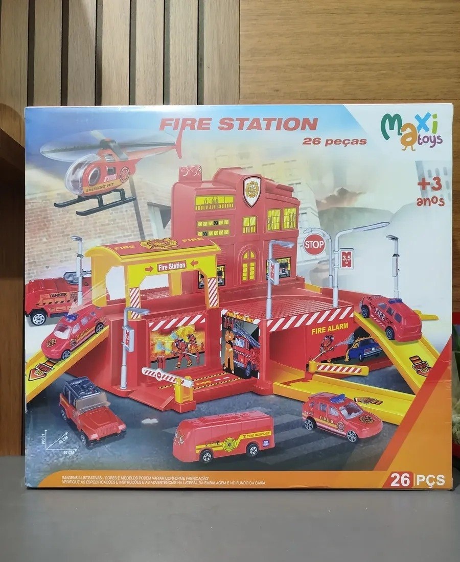 Pista de Carrinhos Infantil Bombeiro  5 Veículos e Acessórios Maxi Toys