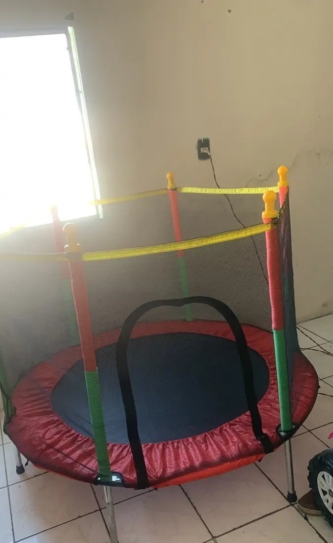 Cama Elástica Infantil Atentu 1,4 Metros