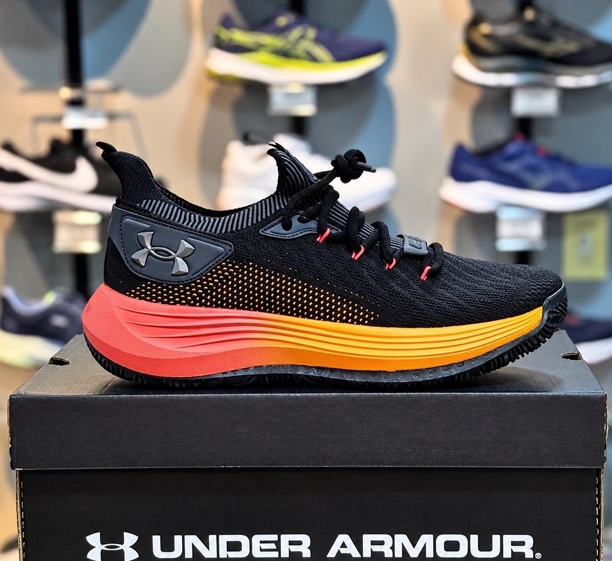 Tênis Hooper Under Armour 37 ao 42