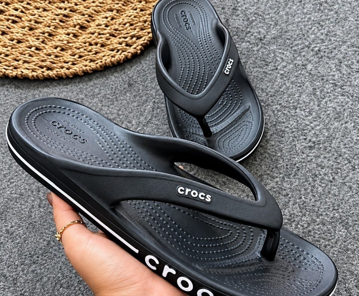 Chinelo Crocs Bayaband Flip