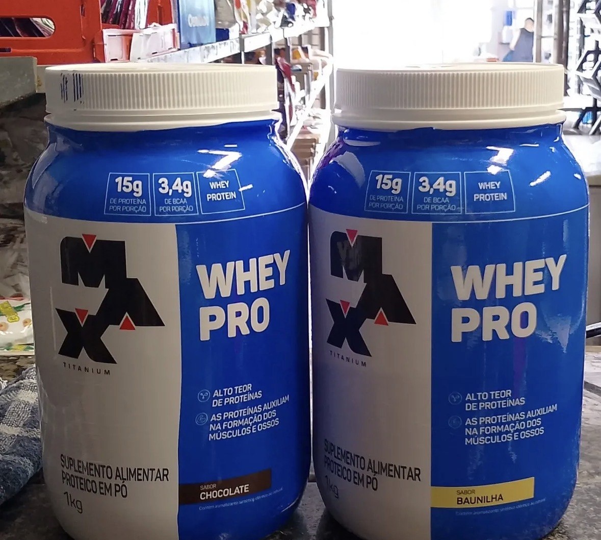 Whey Protein 1kg Whey Pro Max Titanium Sabor Baunilha BCAA e Aminoácidos
