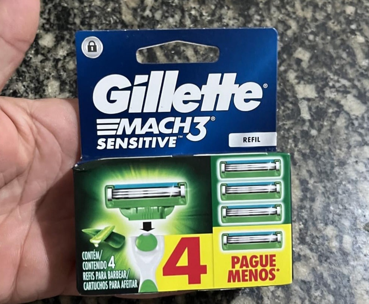 Gillette Mach3 Sensitive Carga Aparelho de Barbear com Aloe - 4 Unidades