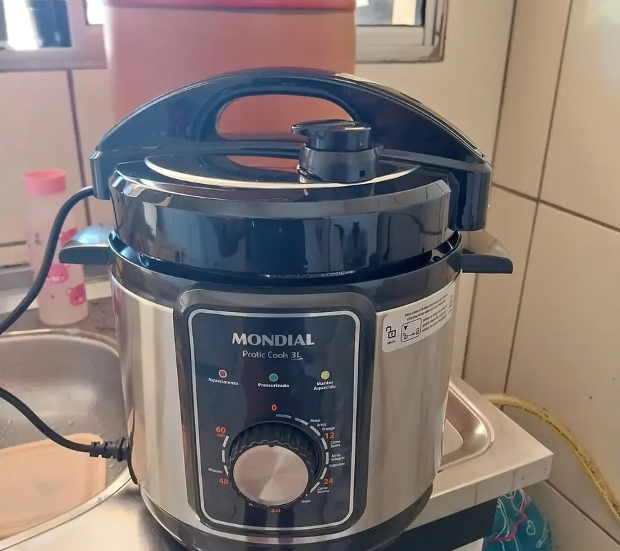 Panela de Pressão Elétrica 3L Mondial 700W