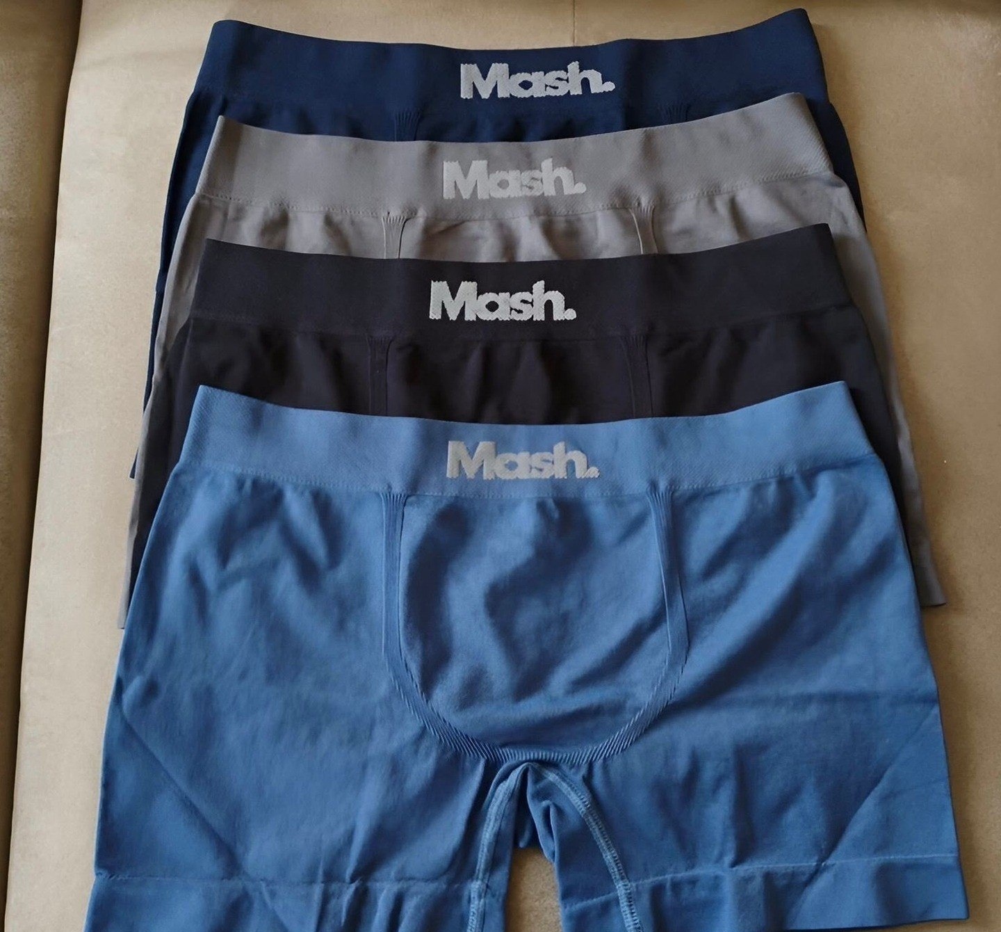 Kit com 4 Cuecas Boxer Microfibra Mash Sem Costura