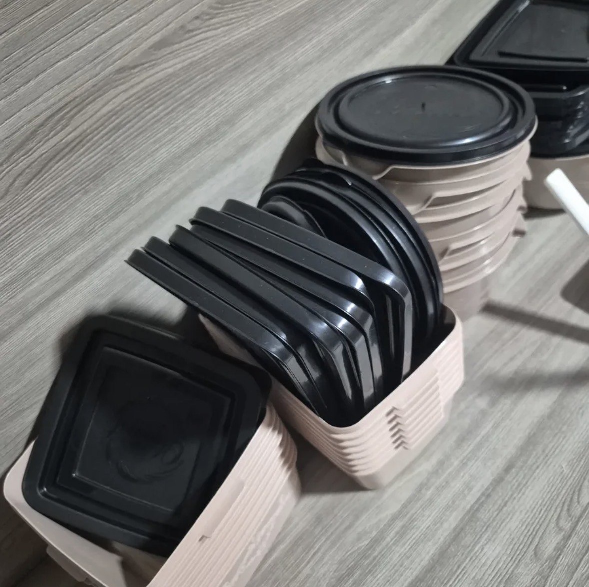 Kit 21 Potes Plásticos Com Tampa Tamanhos Variados Livre Bpa