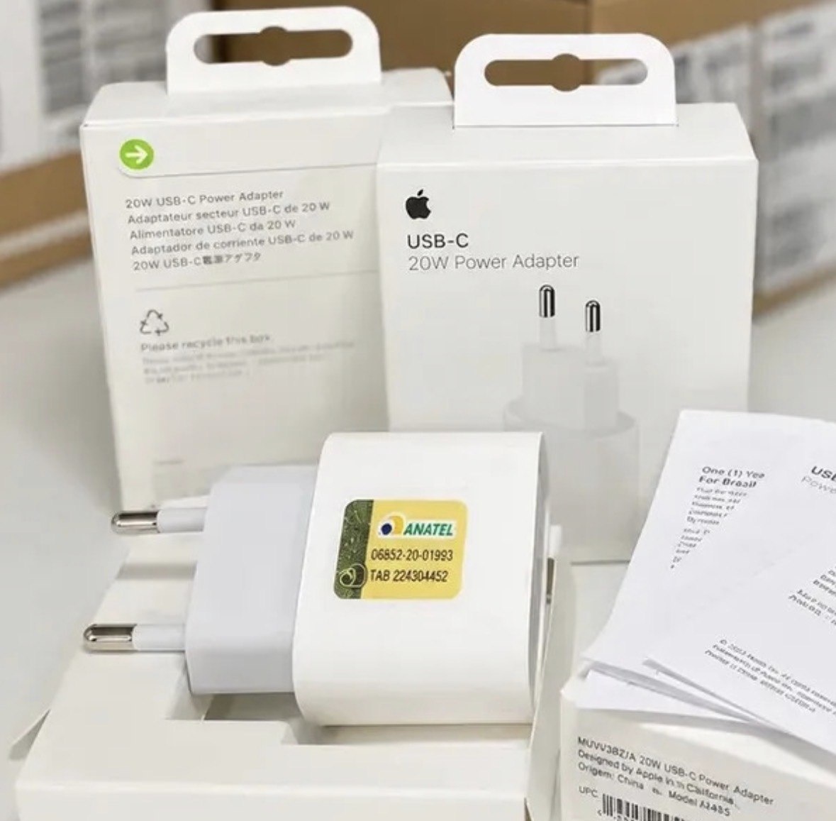 Carregador Apple Iphone Usb-c Power Adapter 20w