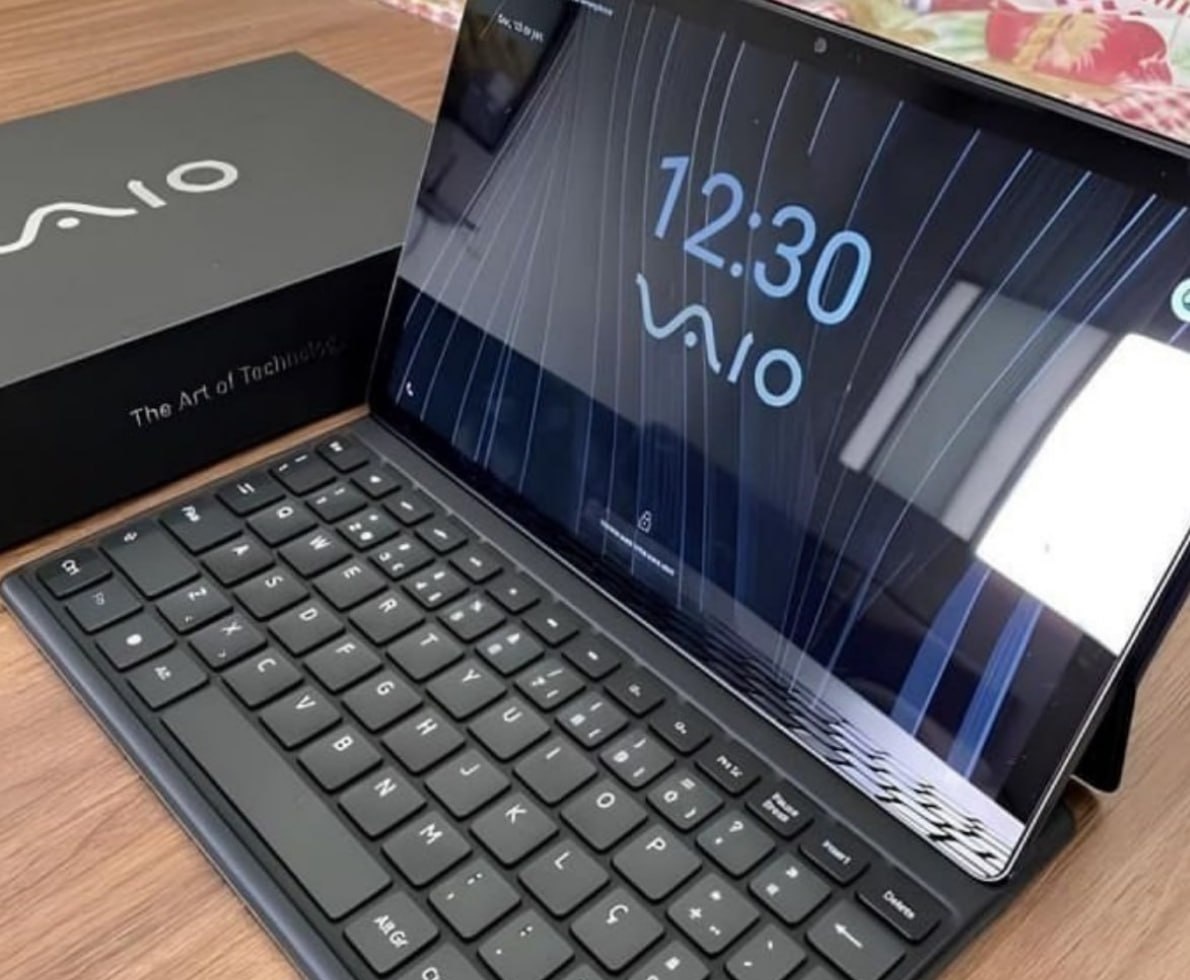Tablet VAIO TL10, 128GB, 4GB RAM com Teclado Magnético