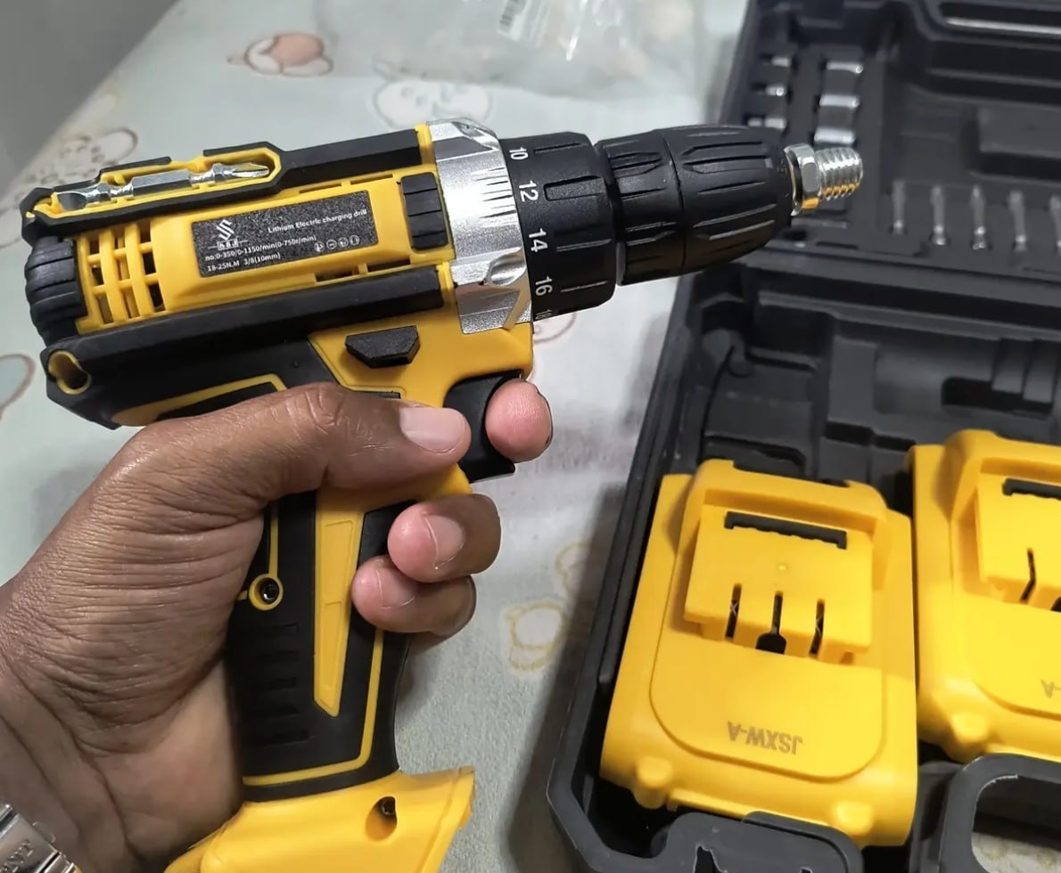 Parafusadeira Furadeira 48v Sem Fio com 2 Baterias