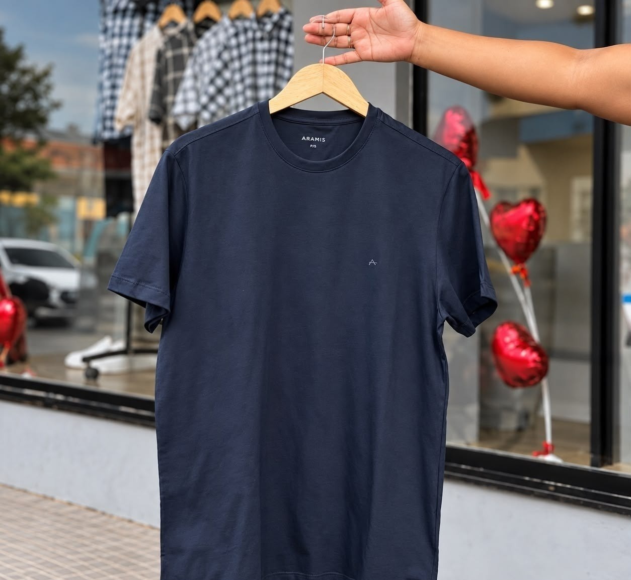 Camiseta Aramis Gola Careca