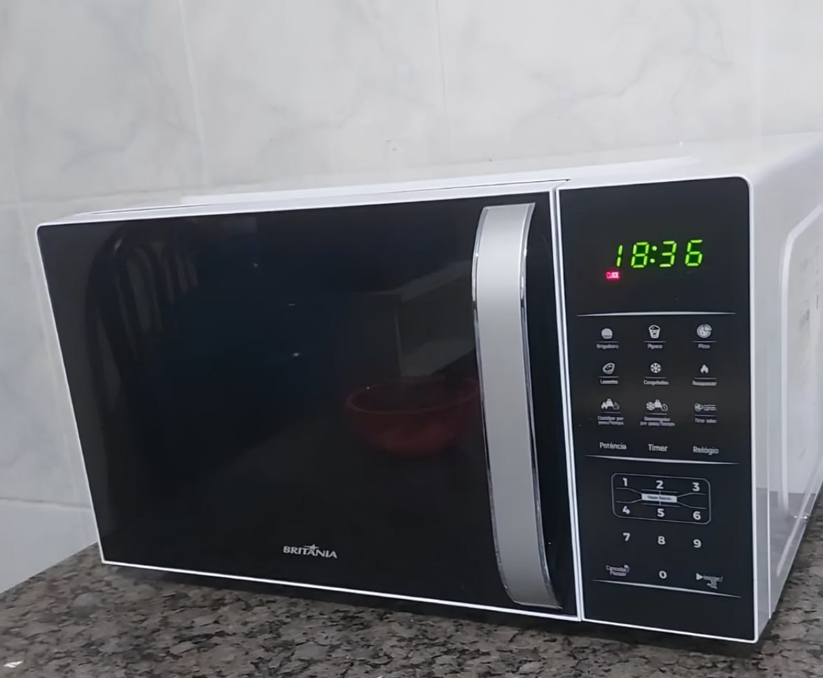 Micro-ondas Britânia 20l Branco - 127V