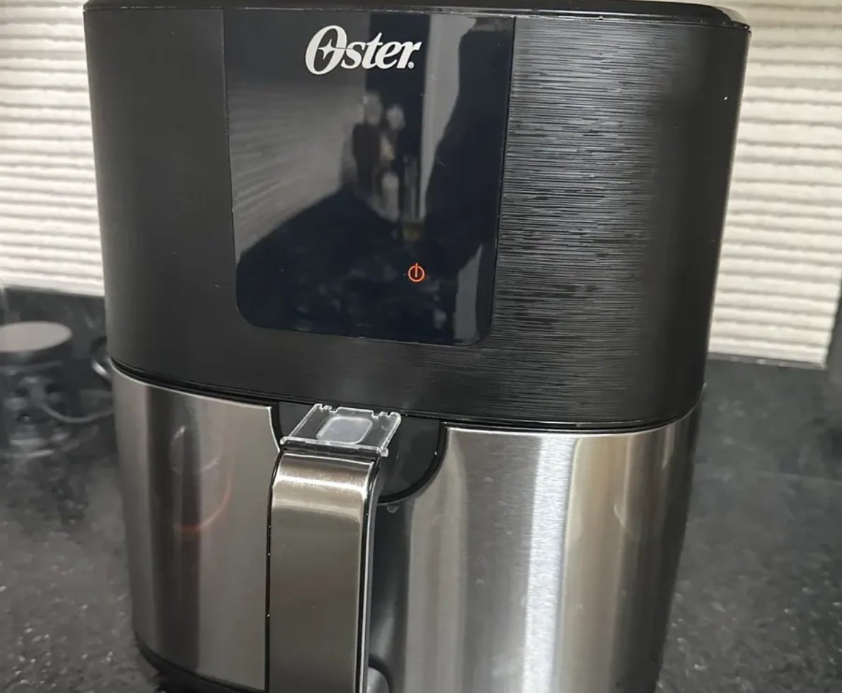 Fritadeira Elétrica Oster 4,8L, 1500W, Inox e Painel Touch - 220v