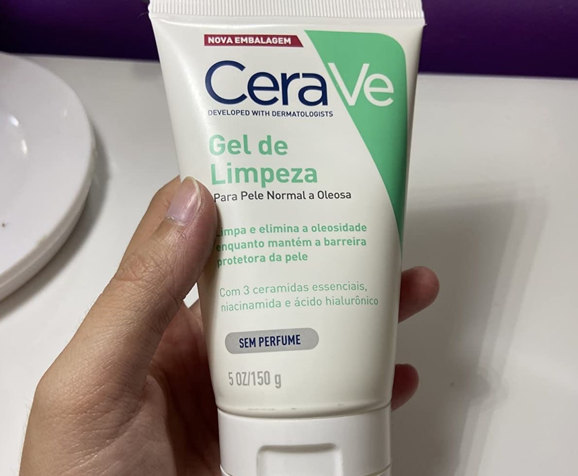 Gel de Limpeza Facial para Pele Oleosa CeraVe 150g