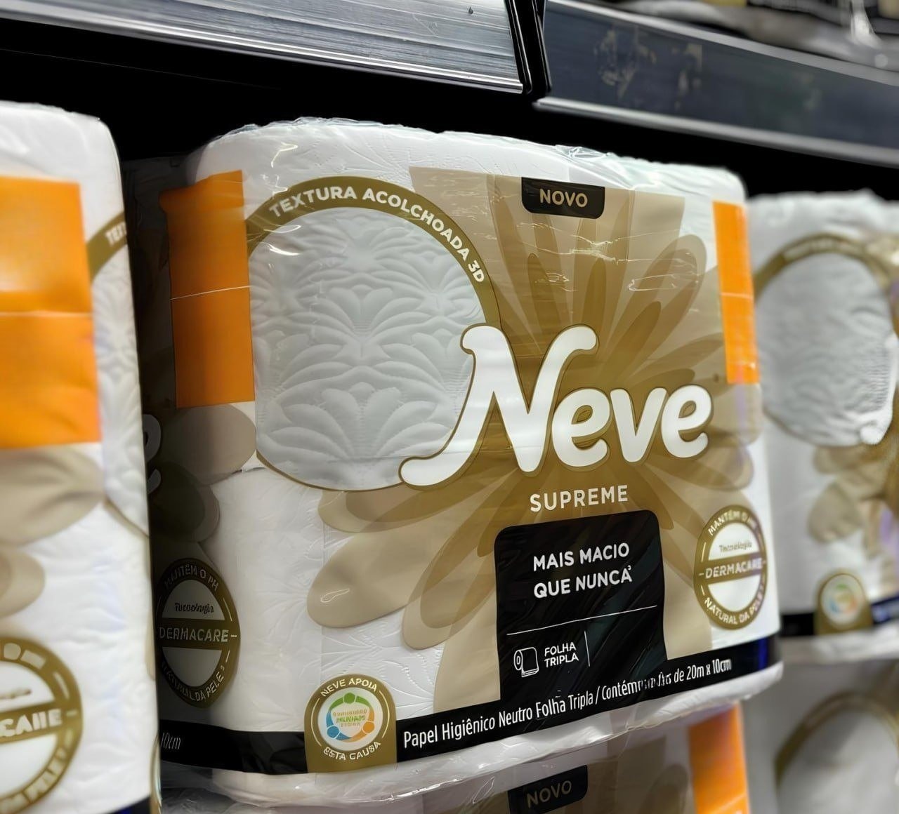 Neve Papel Higiênico Supreme Folha Tripla, 20m, 24 rolos