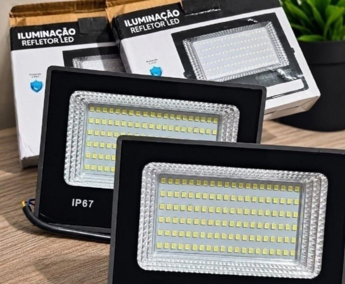 kit 2 Refletor Led 200w Holofote Bivolt