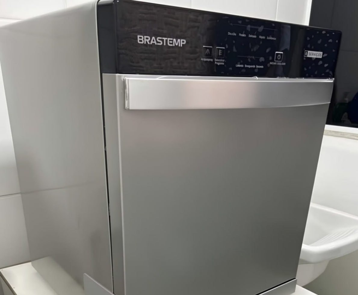 Lava Louças 8 Serviços Brastemp 127V - Prata