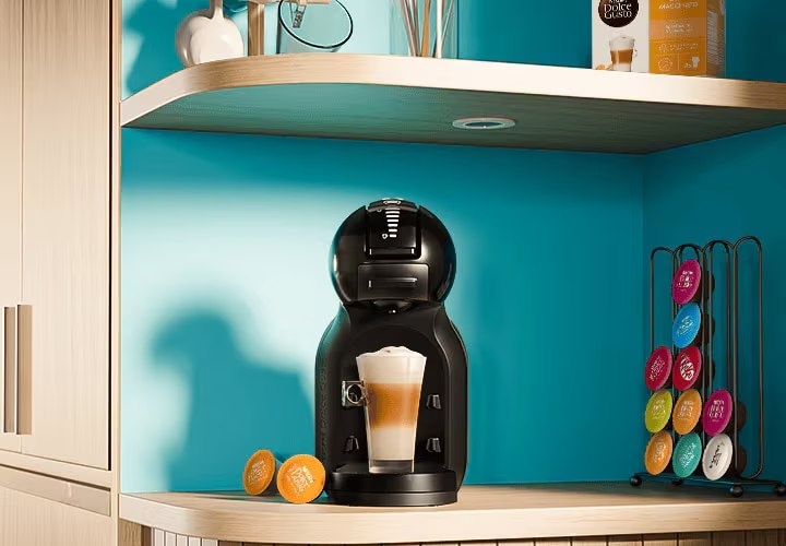 Cafeteira Nescafé Dolce Gusto Mini Me Preta