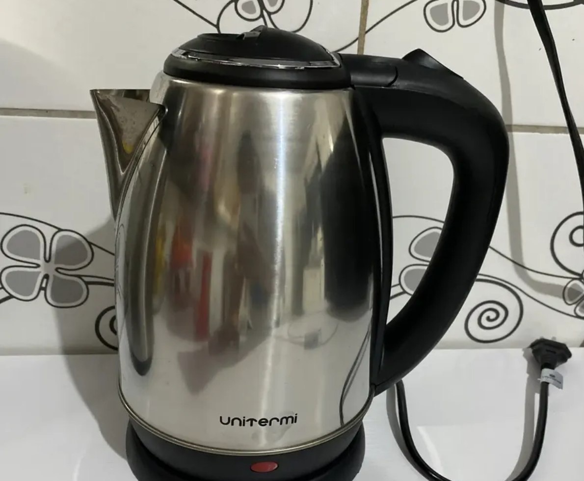 Chaleira Elétrica 1,8L 1200W Atacama Unitermi