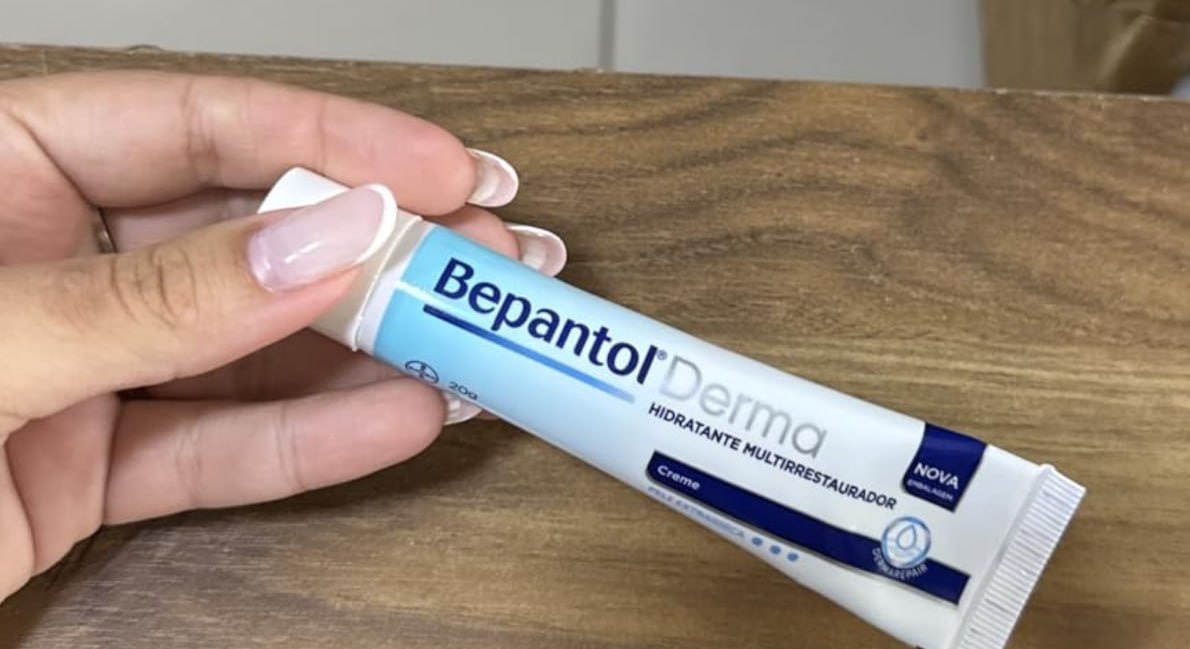 Bepantol Derma Hidratante Multirrestaurador para Pele Seca 20g