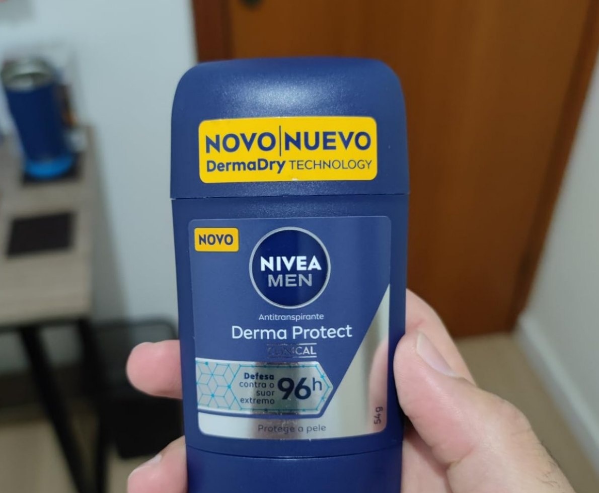 NIVEA MEN Desodorante Antitranspirante Stick Derma Protect Clinical 58g
