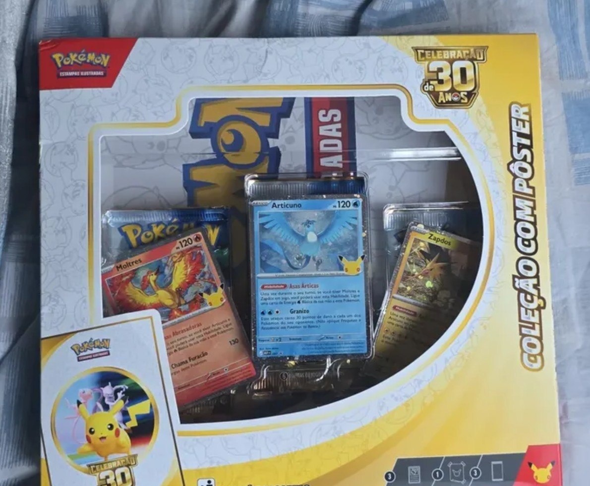 Pokémon Tcg Coleção 30 Anos Box Com Pôster - Português