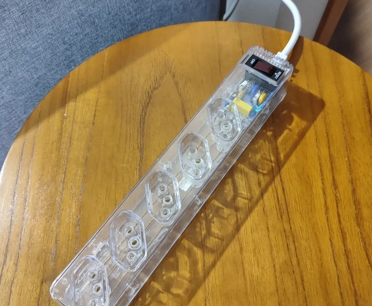 Filtro De Linha iClamper com 5 Tomadas 1m Transparente