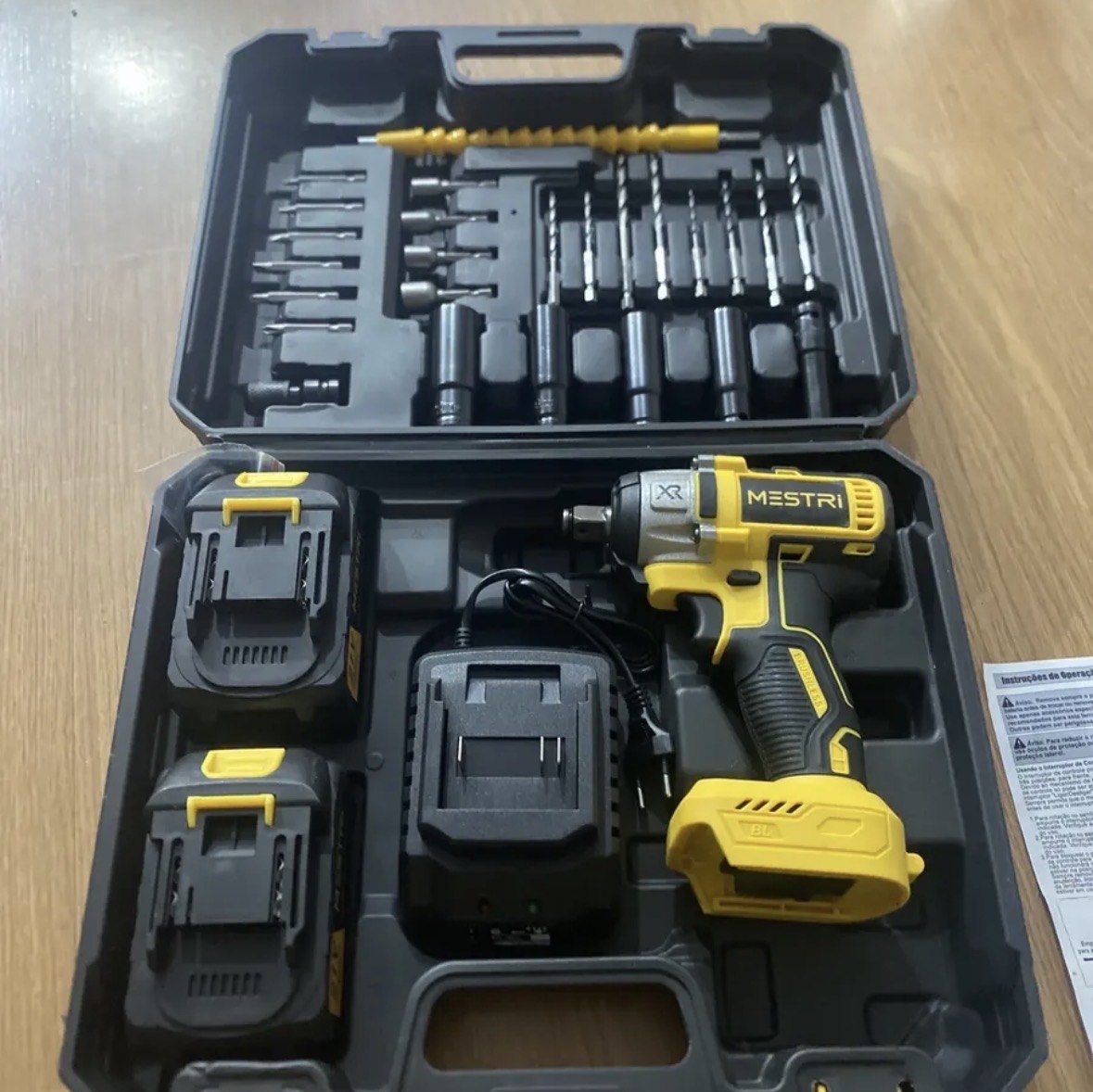 Chave De Impacto e Parafusadeira A Bateria 21v 450Nm 4ah Brushless Sem Escova 2 Baterias Recarregável Bivolt MESTRI