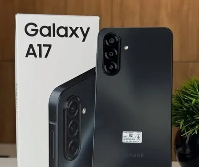 Samsung Galaxy A17 128GB, câmera de 50MP, tela de 6,7, NFC e IP54