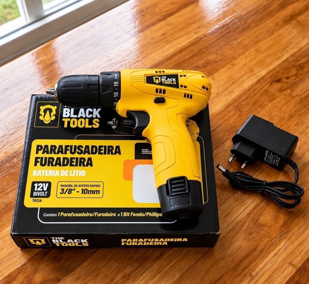 Parafusadeira Furadeira The Black Tools TB12A