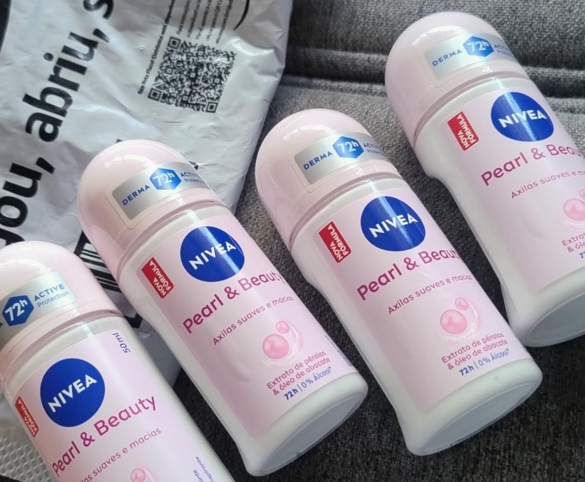 NIVEA Desodorante Antitranspirante Roll-on Pearl  Beauty 50ml