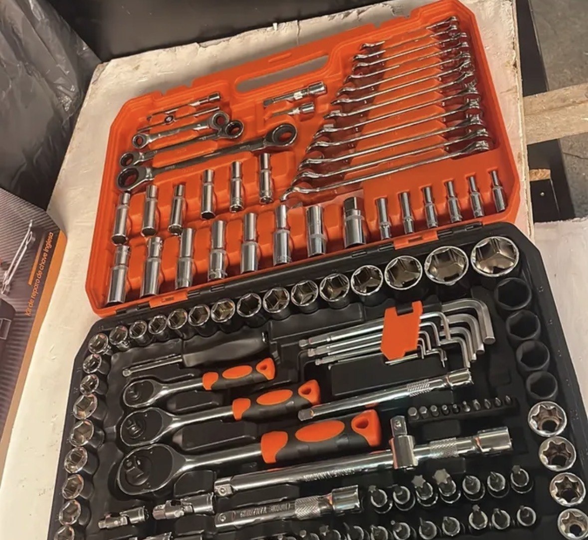 Kit de Ferramentas Inova Cases 151 Peças Profissional, para Reparos Mecânicos com Maleta Preta
