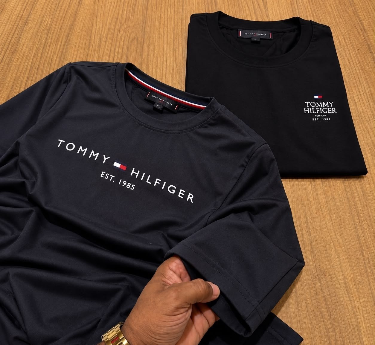 Kit 2 Camisetas Tommy Hilfiger